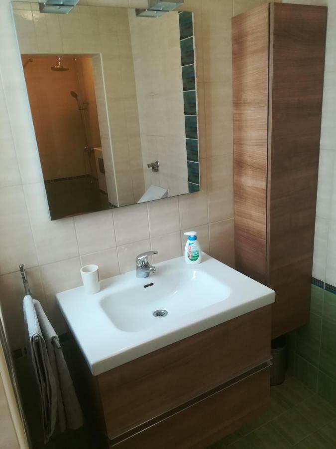 Apartma Zalka Izola Esterno foto