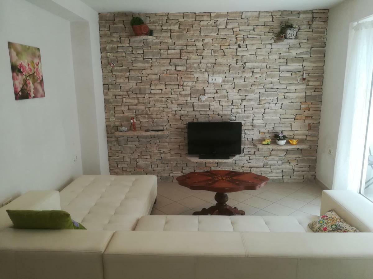 Apartma Zalka Izola Esterno foto
