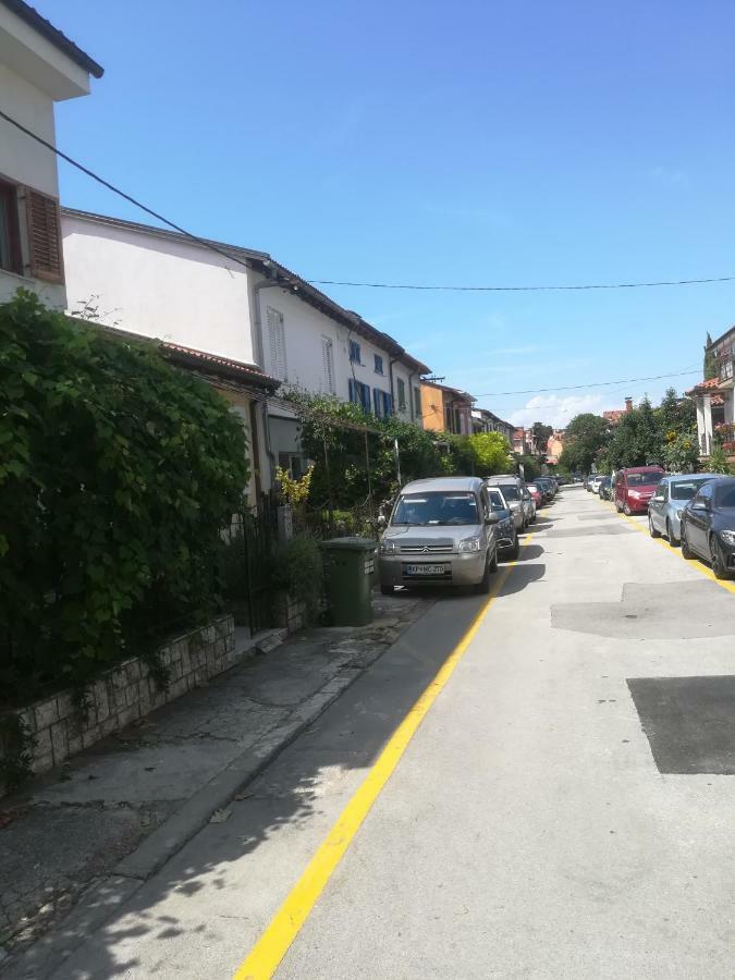 Apartma Zalka Izola Esterno foto