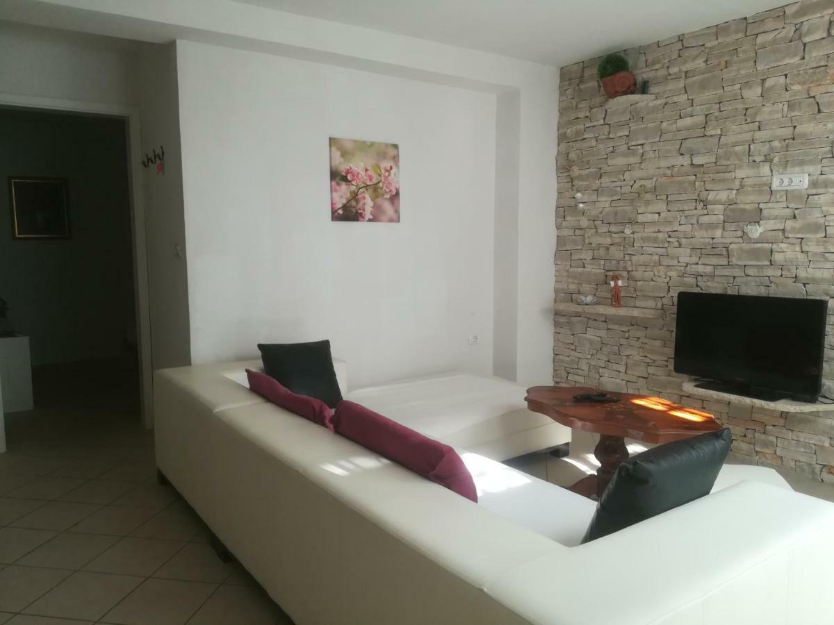 Apartma Zalka Izola Esterno foto