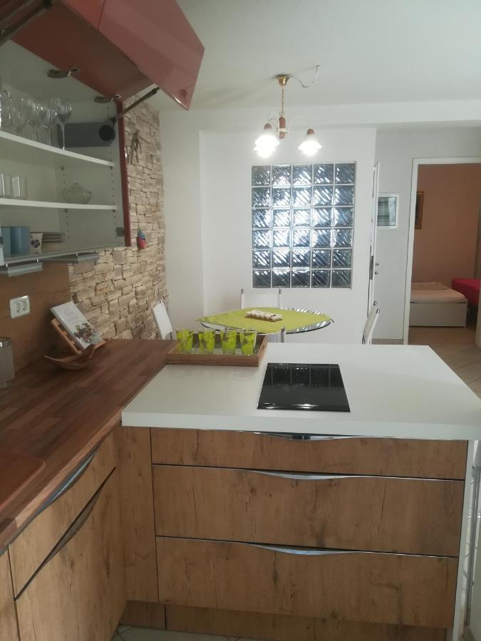 Apartma Zalka Izola Esterno foto
